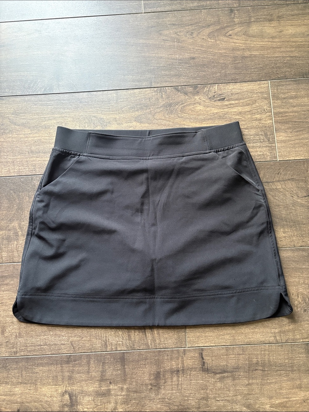 Black Active Mini Skirt with Comfortable Waistband